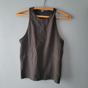 Lululemon top